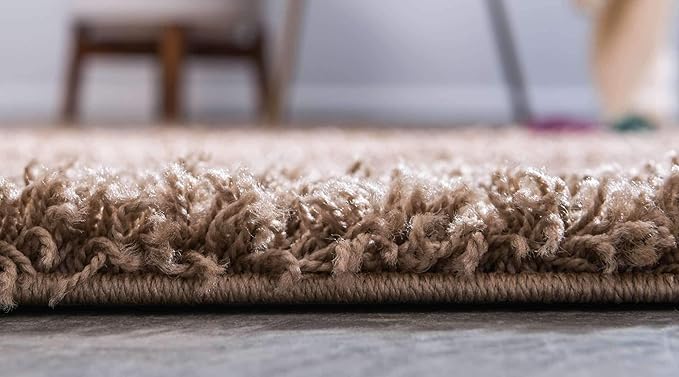 Unique Loom Solid Shag Collection Area Rug (7' 1" x 10' Rectangle, Sandy Brown)