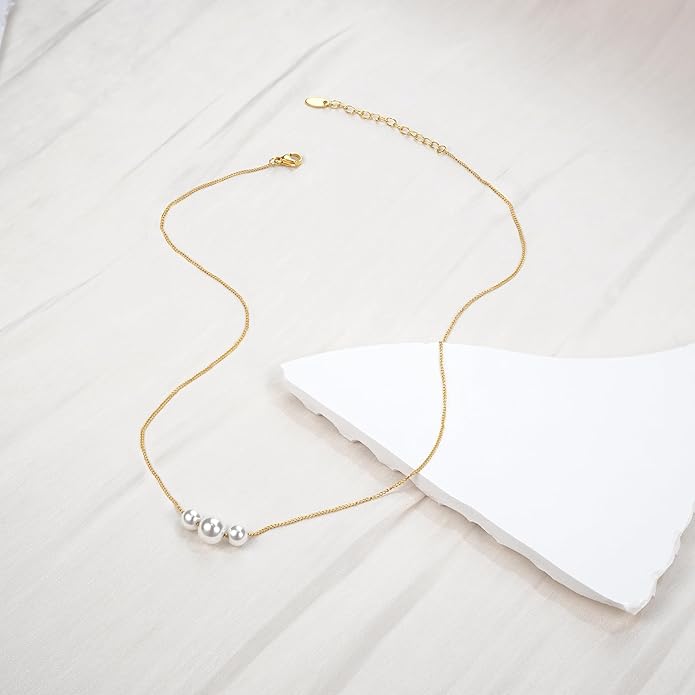 SmileBelle Pearl Necklaces for Women, Daisy Pearl Choker as Christmas Stocking Stuffers for Teens, Silver Daisy Pearls Jewelry Trendy Stuff Birthday Gifts 3 Pearls White Necklace as Wedding Jewelry
