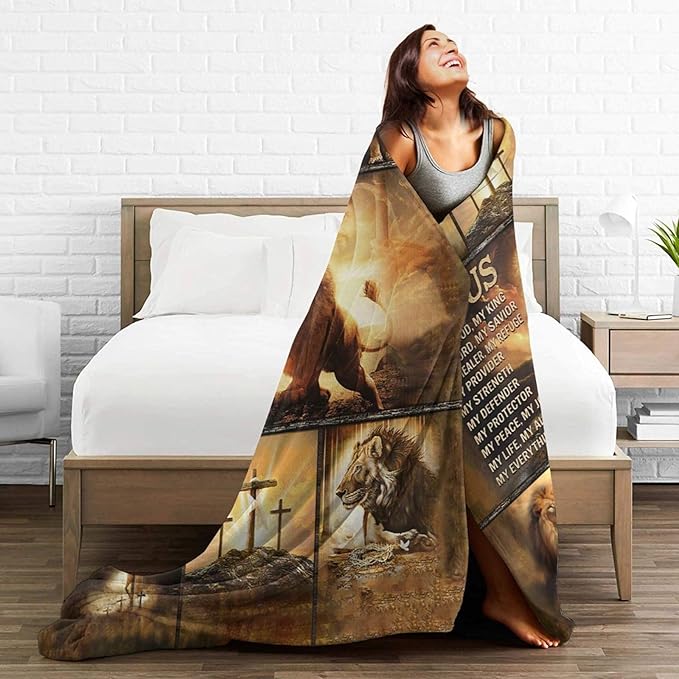 Lion Throw Blanket - Soft, Cozy, Warm Fuzzy Fleece - Men & Women - Couch, Sofa, Bed - 50"X40"