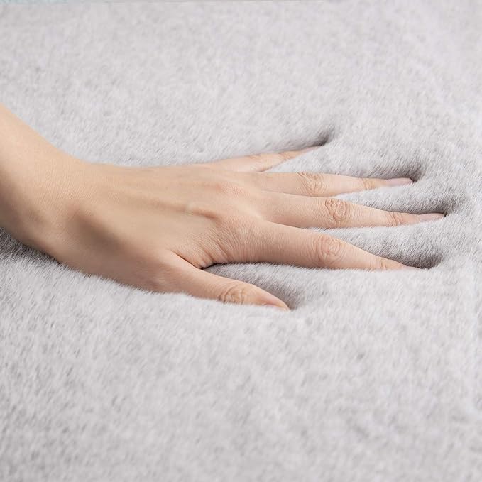 Ashler Faux Fur Rug, Ultra Soft Faux Rabbit Fur, Grey Area Rugs, 5 x 7 Feet Rectangle, Machine Washable Nursery Decor Throw Rugs for Bedroom, Kids Room, Living Room
