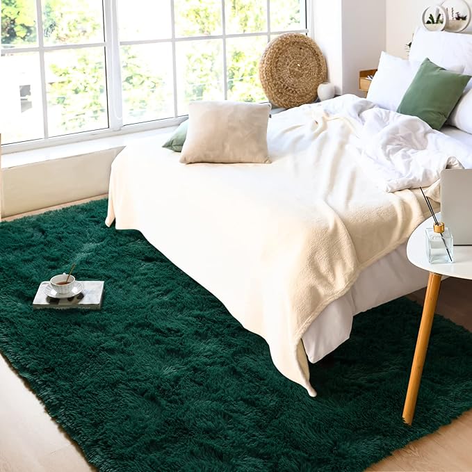Merelax Soft Modern Indoor Shaggy Area Rug for Bedroom Livingroom Dorm Kids Room Home Decorative, Non-Slip Plush Fluffy Furry Fur Rugs Comfy Nursery Accent Floor Carpet 4x5.9 Feet, Deep Green