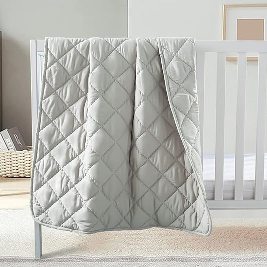 FLXXIE Machine Washable Microfiber Down Alternative Oversized Toddler Comforter, Super Soft and Lightweight Kids Crib Quilted Blanket for Stroller, Travel, 43x60 Inches, Light Grey