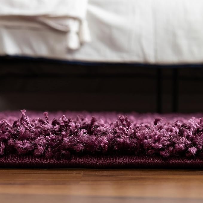 Unique Loom Solid Shag Collection Area Rug (4' 1" Round, Eggplant Purple)