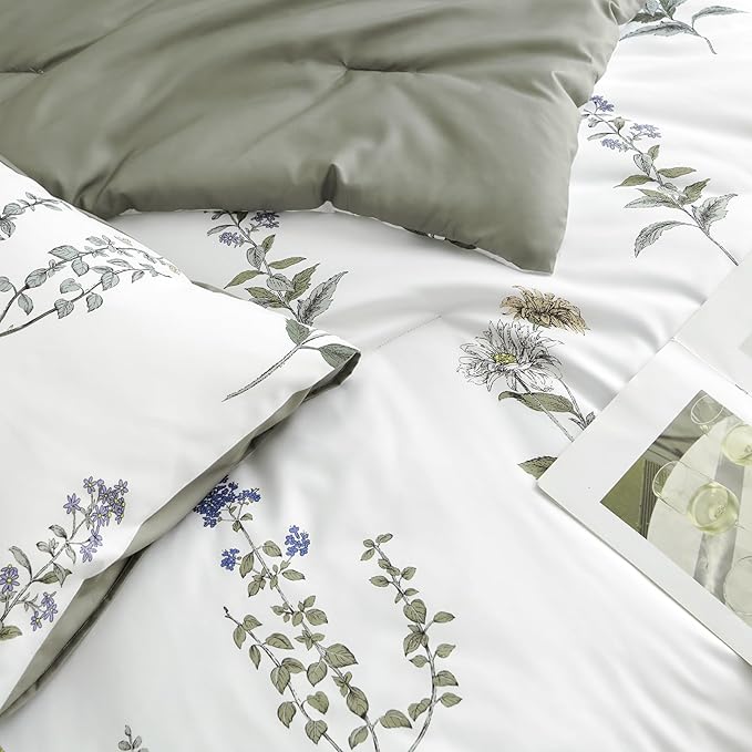 Nayoroom Floral Comforter Set Queen Size Reversible White Green Botanical Flower Comforter 3 Pieces Soft Lightweight Cottagecore Bedding Set for All Seasons