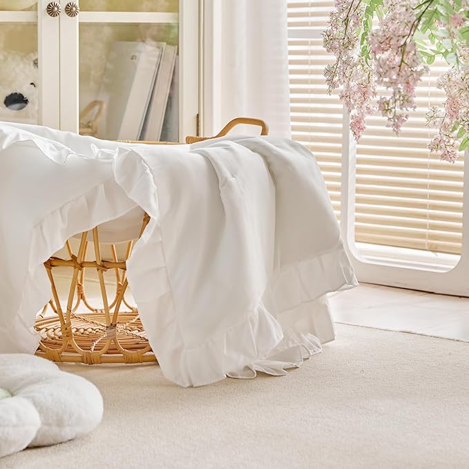 Ruffled Toddler Blanket Ruffle Comforter for Baby Toddler Girls, Soft Cozy Cute Quilted Blanket Breathable Microfiber Comfortable Down Alternative Small Size Quilt with Ruffle - 39"x 47" White