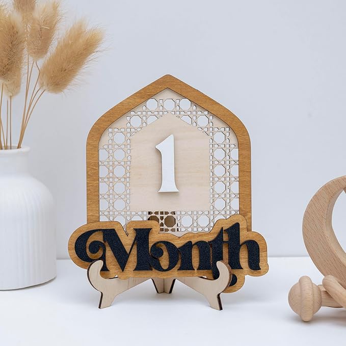 Wooden Baby Monthly Milestone Set with Patterned House Frame, 3D Numbers and Month Months Signs, Natural Wood Newborn Photo Prop for Baby Monthly Pictures