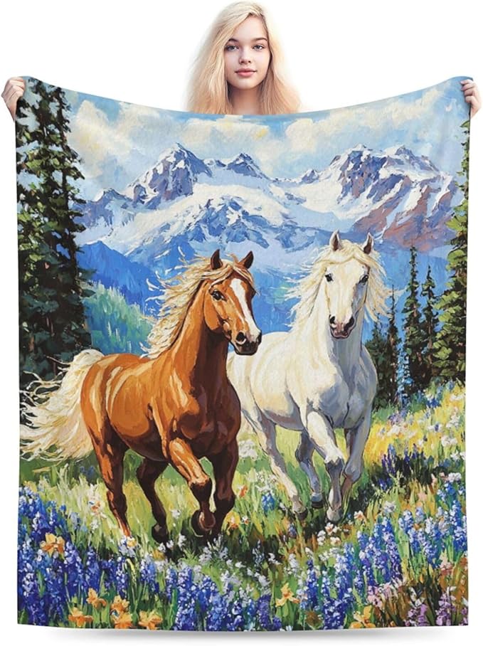 Horse Blanket Horses Decor Throw Blanket Super Soft Flannel Lightweight Fluffy Plush Fuzzy Fleece Animals Blanket Gifts for Horse Lover Girl Woman Boys Kids Adults Man for Bed Sofa 60"X80"