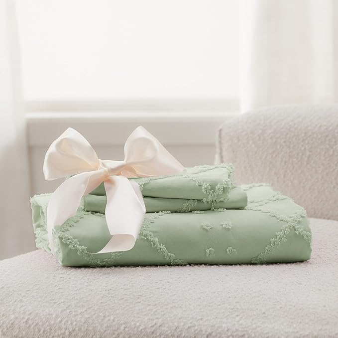 Bedsure Boho Duvet Cover Queen Size - Sage Green Breathable & Soft Boho Bedding, Machine Washable Comforter Cover for All Seasons, Includes 1 Duvet Cover 90"x90" with 2 Pillow Shams & Zipper Closure