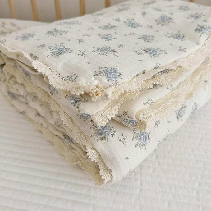 BuLuTu Chic Shabby Blue Flower Print Kids Quilted Blanket Muslin Cotton Toddler Quilt with Lace Edges Soft Lightweight Kids Comforter for Girls Boys, All Seasons, 60x78 Inches
