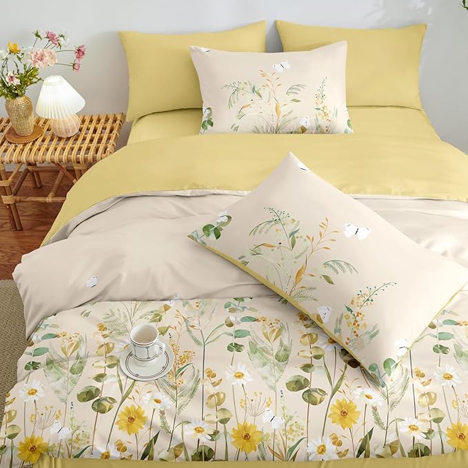 Floral Duvet Cover Set Queen 3 Pieces Beige Yellow Bedding Set Vintage Flower Butterfly Bedding Aesthetic Soft Microfiber Farmhosue Duvet Cover with 2 Pillowcases
