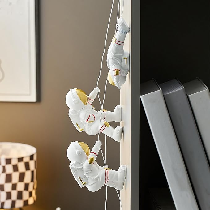 XGZY Climbing Astronaut Wall Decor: 3 Pcs Astronaut Figurine Hanging Decoration Outer Space Theme Decor for Home Decor 3D Wall Decor for Bedroom Kids Room Christmas Gift for Kids
