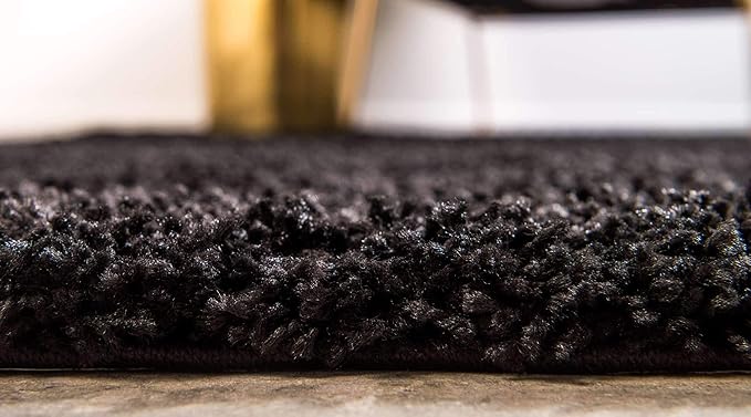 Unique Loom Solid Shag Collection Area Rug (5' 1" x 8' Rectangle, Jet Black)