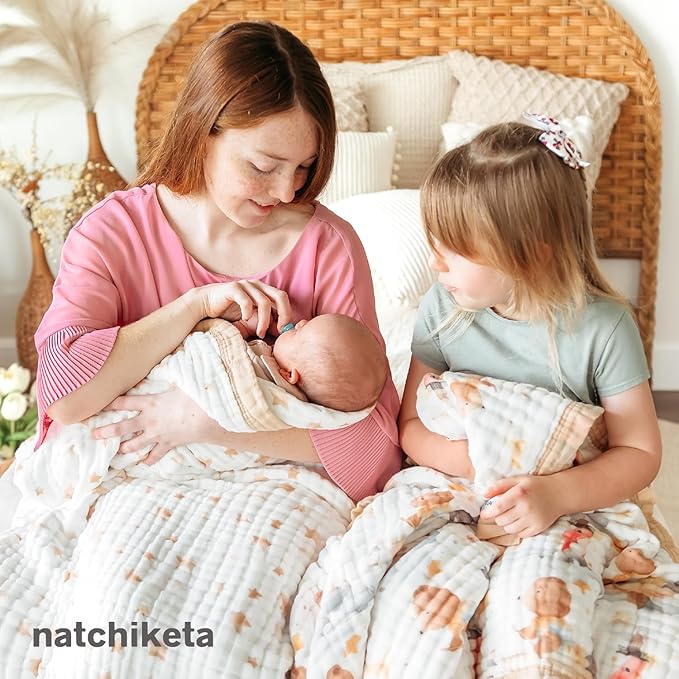 Organic Cotton Muslin Baby Blanket for Boys and Girls - Luxurious Soft Toddler Quilt for Swaddling - Gender Neutral Blanket - Baby and Toddler Gift - Neutral Star