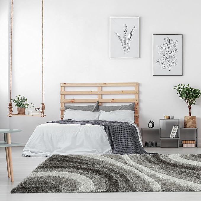 LUXE WEAVERS Lantanas Collection 7070 Grey 5x7 Modern Shag Geometric Area Rug