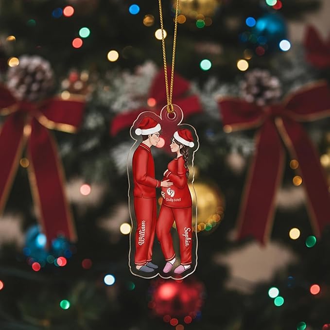 Personalized Expecting Parents Christmas Pregnancy Ornament 2025 – Custom Name Pregnancy Hanging Ornament, New Baby Announcement Xmas Tree Decoration Gift for Parents-to-Be, Family Keepsake