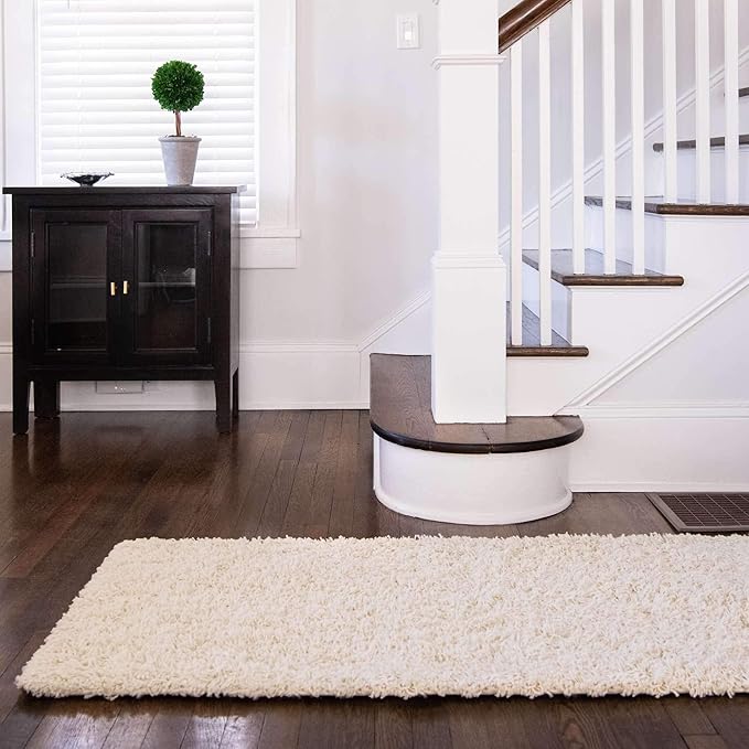 Unique Loom Solid Shag Collection Area Rug (2' 6" x 13' 1" Runner, Pure Ivory)