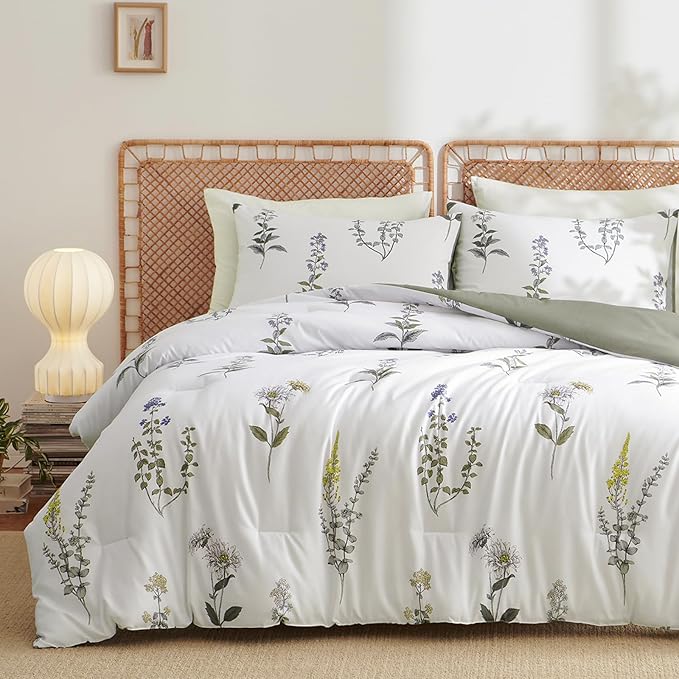 Nayoroom Floral Comforter Set Queen Size Reversible White Green Botanical Flower Comforter 3 Pieces Soft Lightweight Cottagecore Bedding Set for All Seasons