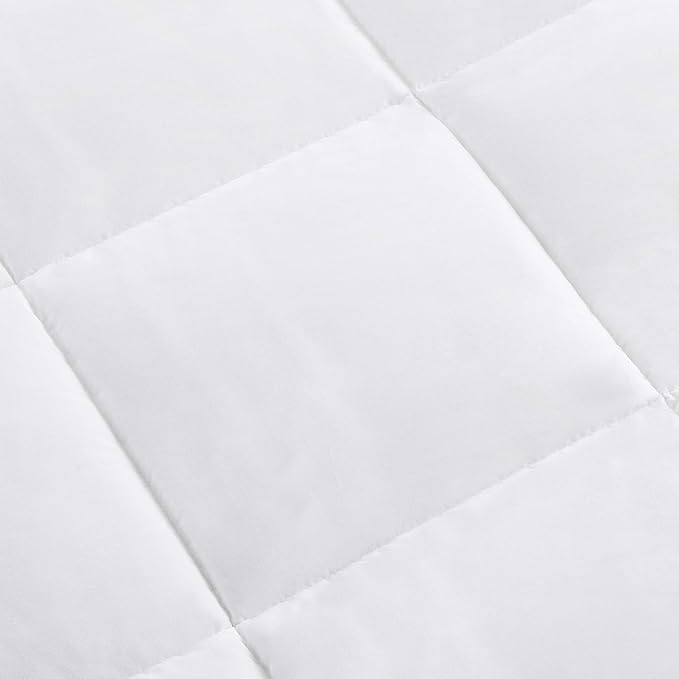 Amazon Basics White Down Alternative Comforter and Duvet Insert with Corner Tabs (King, All-Season)