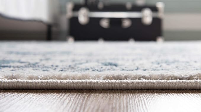 Rugs.com Charleston Collection Rug – 5 Ft Round Ivory Low-Pile Rug Perfect for Kitchens, Dining Rooms