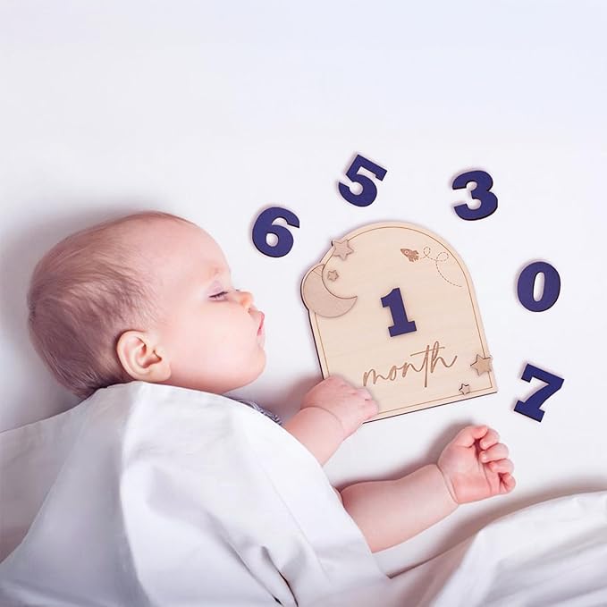 Wooden 3D Baby Monthly Milestone Cards Monthly Milestone Discs Newborn Photography Props Baby Announcement Sign Baby (Moon)