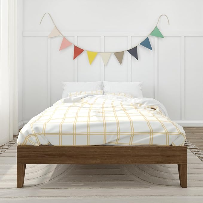 Max & Lily Fundamental Full Platform Bed Frame, Kids Modern Solid Wood Bed, Strong Wooden Slats, Non-Toxic Finishes, Matte Walnut