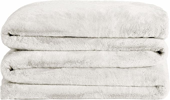 UnHide Cuddle Puddle - Faux Fur Blanket - Oversized, Lightweight, Extra Soft Blanket - Machine Washable - Add a Layer of Softness to Any Bed or Couch - 100” x 100” - Snow White