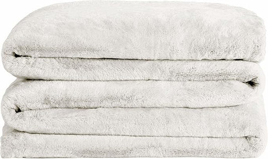 UnHide Cuddle Puddle - Faux Fur Blanket - Oversized, Lightweight, Extra Soft Blanket - Machine Washable - Add a Layer of Softness to Any Bed or Couch - 100” x 100” - Snow White