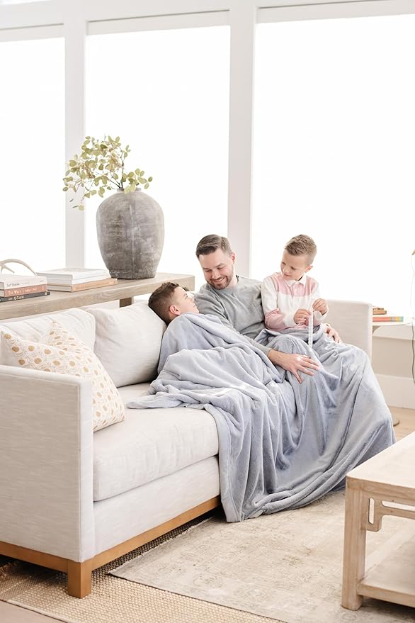 SARANONI Oversized Luxury Blanket | Breathable Super Soft, Lush, Plush Comfy Blankets for Adults | Storm Cloud - X-Large 60” x 80”