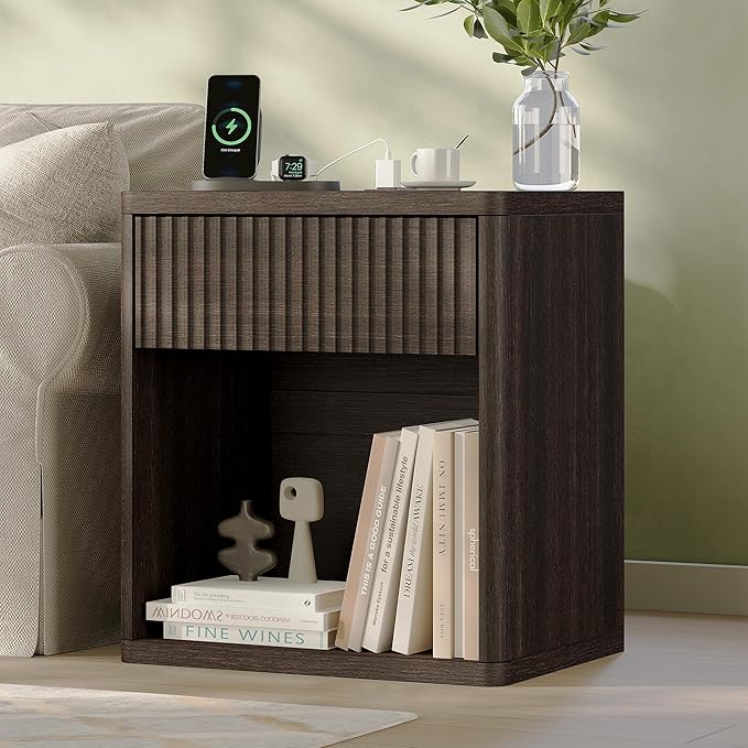 Fluted Nightstand Set of 2 with Charging Station, 21.7" Wide Modern Bedside Table with 1 Drawers Open Storage Cabinet, Wooden End Table for Bedroom,Walnut