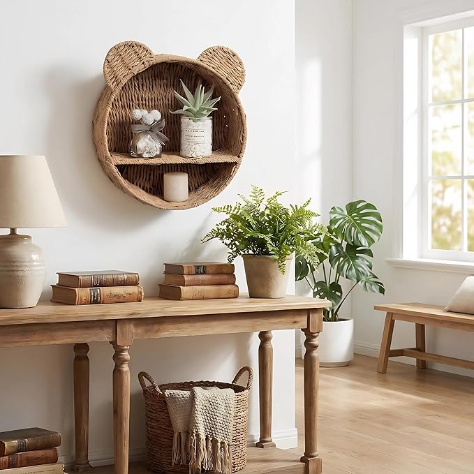 Bear-Shaped Wicker Wall Shelf – Handmade Woven Nursery Bookshelf for Kids Room, Boho Wall-Mounted Storage Organizer for Toys, Books & Décor
