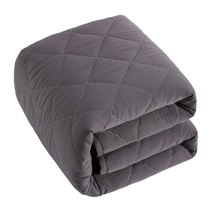 BEDSUM 100% Brushed Microfiber Down Alternative Toddler Comforter, Ultra Soft Lightweight and Warm Breathable Crib Quilted Blanket for Nursery Stroller Bed, 39x47 Inches, Dark Grey