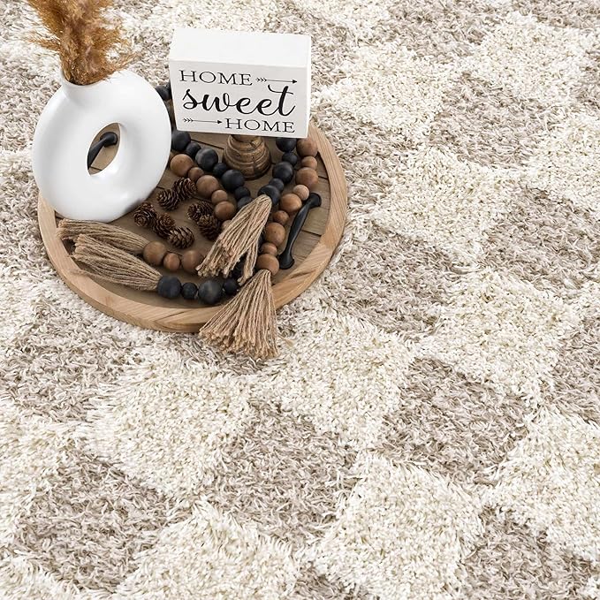 BoutiqueRugs Atira Modern Checkered Shag Area Rug - High Pile Fluffy Shaggy Carpet for Kids Room, Nursery, Living Room, Bedroom - Beige, Cream, White - 6'7" X 9'6" (6x9)
