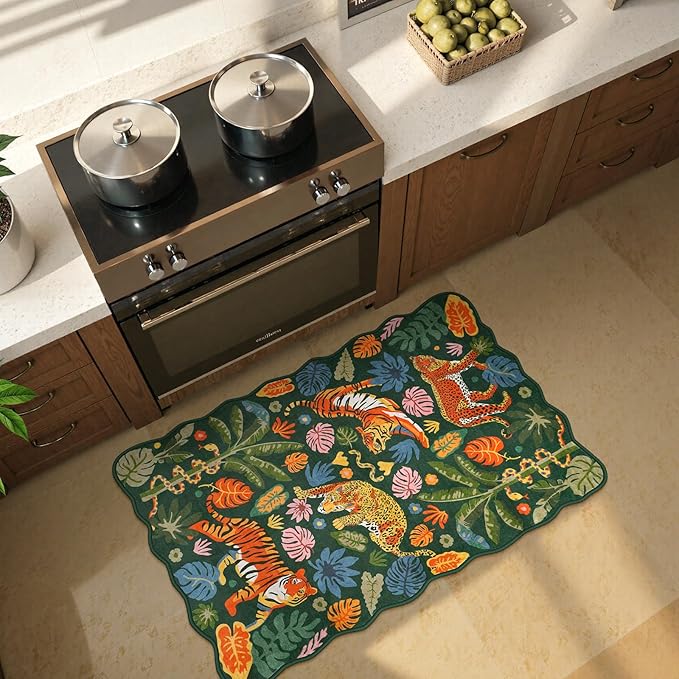 LEEVAN Washable Tiger Rug 2x3 Bathroom Rugs Non Slip Scalloped Green Entryway Doormat Leopard Front Door Mat Low Pile Rug Pad for Porch Soft Jungle Laundry Rug