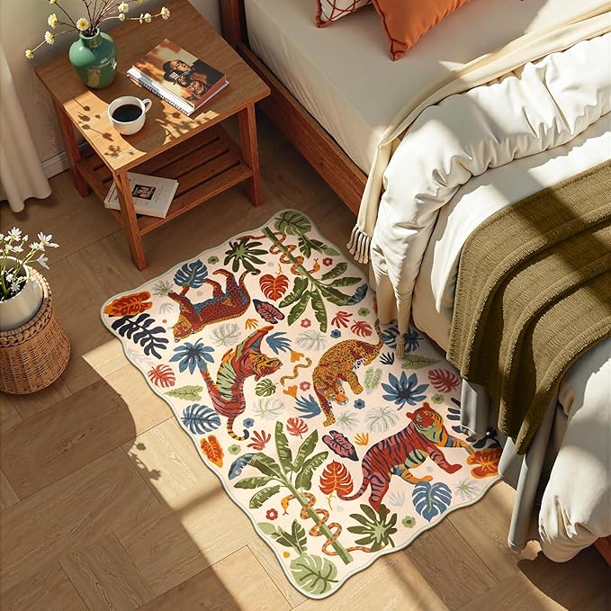 LEEVAN Washable Tiger Rug 2x3 Bathroom Rugs Non Slip Scalloped Beige Entryway Mat Leopard Front Door Mat Low Pile Rug Pad for Porch Soft Jungle Laundry Mat