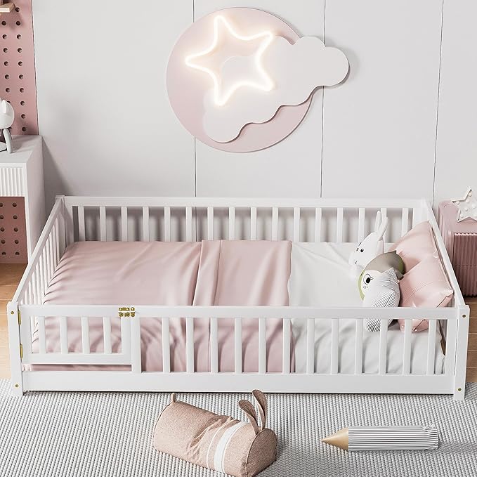 i-POOK Full Size Floor Bed for Children, Solid Wood Montessori Bed Frame with Fence & Door Montessori Floor Bed with Safety Guardrails for Girls and Boys, White (with Bed Slats)