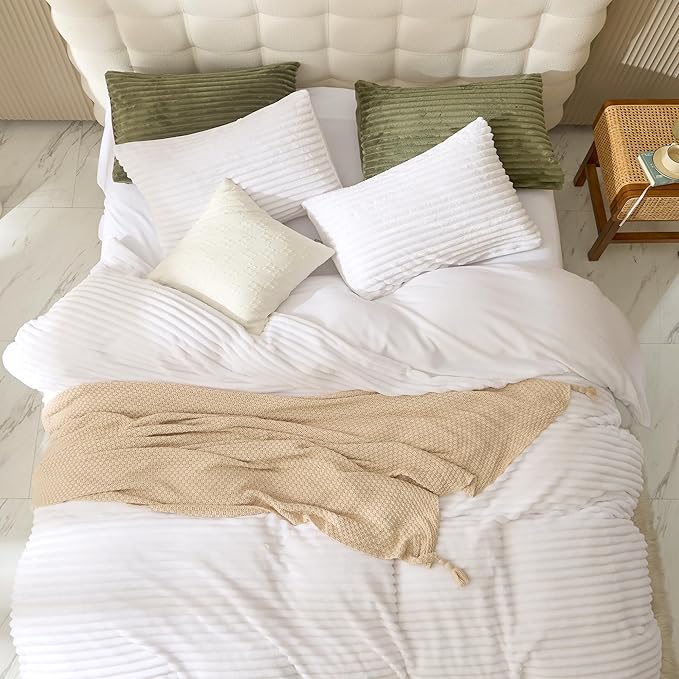 JELLYMONI Plush Duvet Cover Set - King Size Beige Striped Fluffy Comforter Cover 3pcs Bedding Set Luxury Ultra Soft Faux Fur Duvet Cover with Zipper and 2 Pillowcases (NO Comforter)