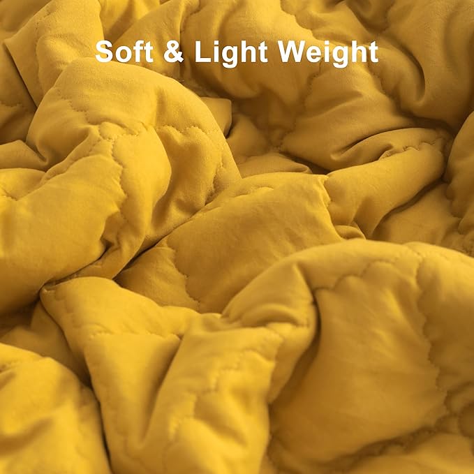 BEDSUM 100% Brushed Microfiber Down Alternative Toddler Comforter, Ultra Soft Lightweight and Warm Breathable Crib Quilted Blanket for Nursery Stroller Bed, 39x47 Inches, Yellow