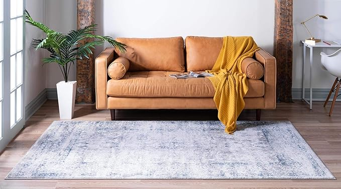Rugs.com Charleston Collection Rug – 4' x 6' Gray Low-Pile Rug Perfect for Living Rooms, Large Dining Rooms, Open Floorplans