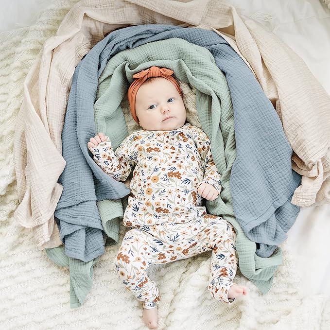 Konssy 3 Pack Muslin Swaddle Blankets for Unisex, Newborn Receiving Blanket, Large 47 x 47 inches, Soft Breathable Muslin Baby Swaddles for Boys & Girls