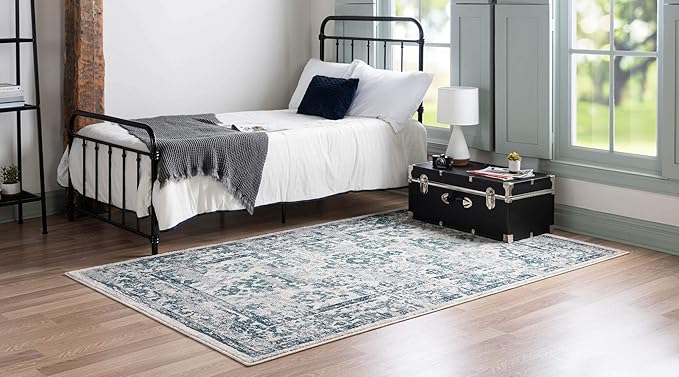 Rugs.com Charleston Collection Rug – 5' x 8' Ivory Low-Pile Rug Perfect for Living Rooms, Large Dining Rooms, Open Floorplans