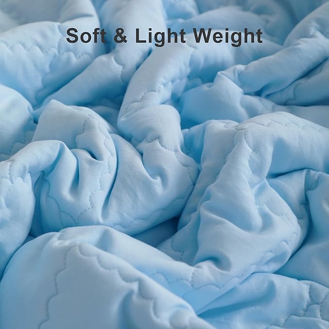 BEDSUM 100% Brushed Microfiber Down Alternative Toddler Comforter, Ultra Soft Lightweight and Warm Breathable Crib Quilted Blanket for Nursery Stroller Bed, 39x47 Inches, Aqua