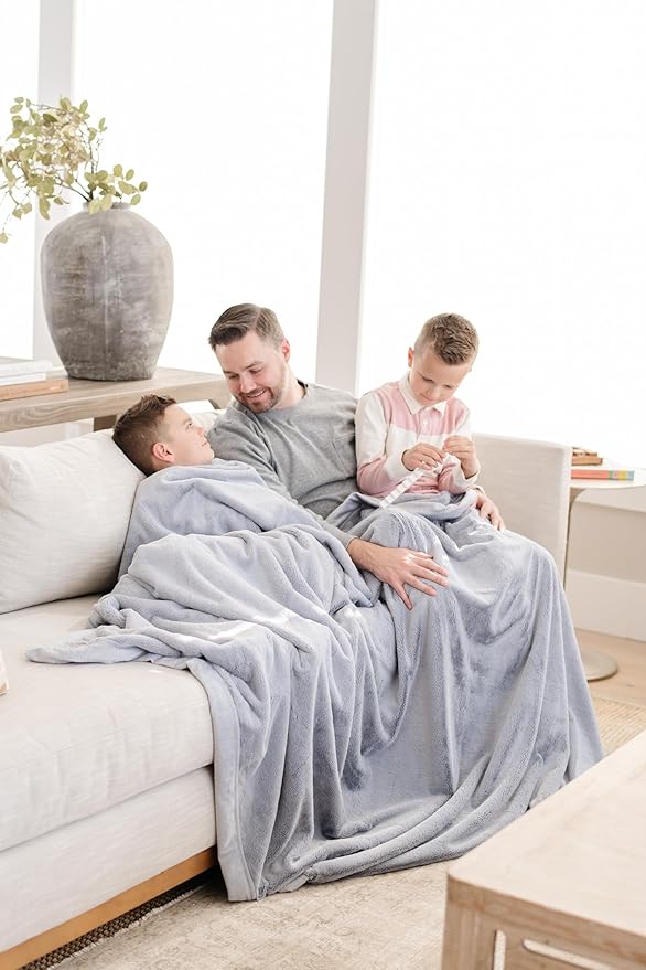 SARANONI Oversized Luxury Blanket | Breathable Super Soft, Lush, Plush Comfy Blankets for Adults | Storm Cloud - X-Large 60” x 80”