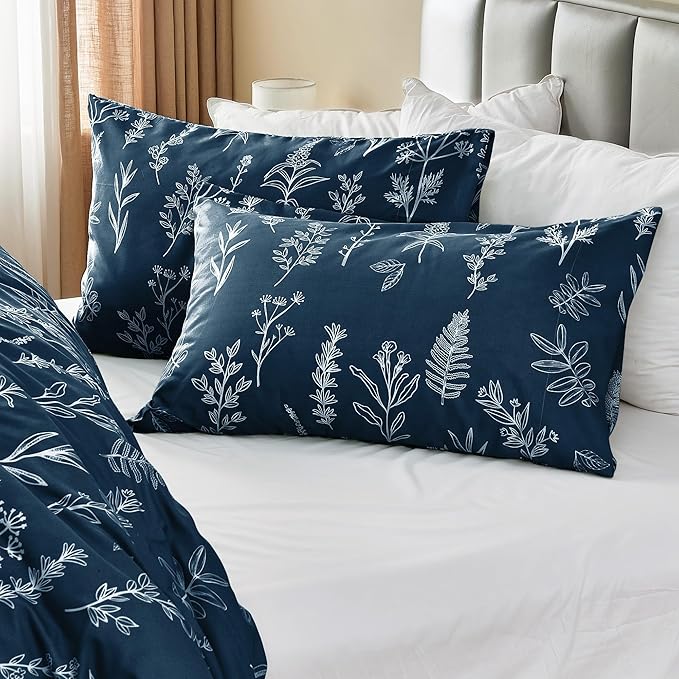 MUXHOMO Duvet Cover King Size, Reversible Floral Navy Duvet Cover Set with Zipper Closure, 3 Pieces Botanical Patterns Soft Microfiber Bedding Set (90"x104", 2 Pillow Cases 20"×36")