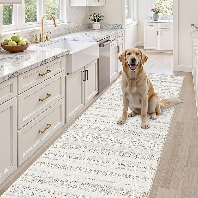 Boho Hallway Runner Rug 2.6x8: Soft Machine Washable Moroccan Farmhouse Runner for Entryway Kitchen Laundry - Non-Slip Morden Indoor Rug for Bedroom Bathroom - Light Brown/Cream