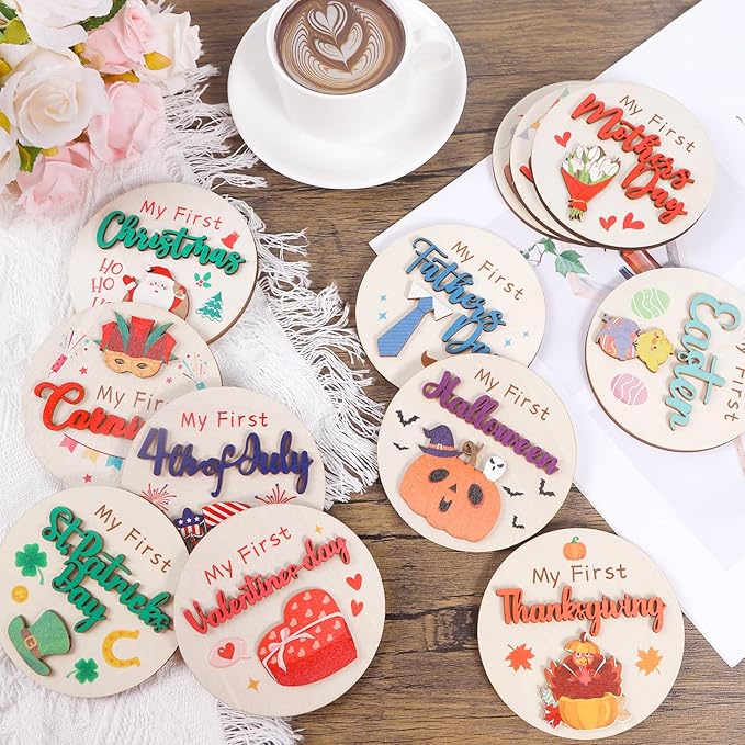 My First Holiday Milestone Signs, 12PCS Baby Holiday Milestone Double-Deck Cards, Wooden Discs Announcement Sign Newborn Photo Props for Baby Shower Party Supplies Gift