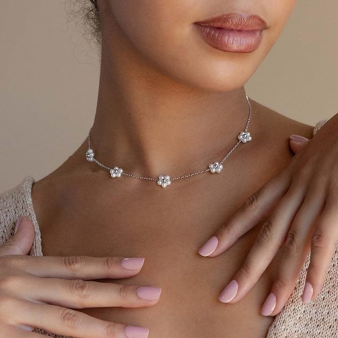 SmileBelle Pearl Necklaces for Women, Daisy Pearl Choker as Christmas Stocking Stuffers for Teens, Silver Daisy Pearls Jewelry Trendy Stuff Birthday Gifts 3 Pearls White Necklace as Wedding Jewelry