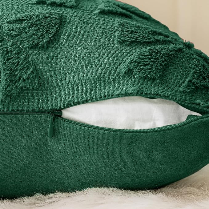 MIULEE Christmas Dark Green Bow Pillow Covers Coquette Room Decor Aesthetic Set of 2 Decorative Cute Girl Throw Pillow Soft Plush Faux Pillowcase for Girl Bed Couch Sofa,18x18 Inch
