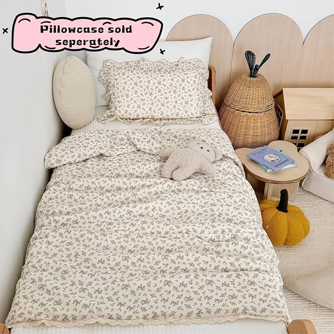BuLuTu Muslin Kids Quilt Soft Breathable Toddler Girls Boys Twin Bed Comforter, Vintage Floral Quilted Blankets with Lace Edges, Osmanthus Print, 60x78 Inches, Machine Wash