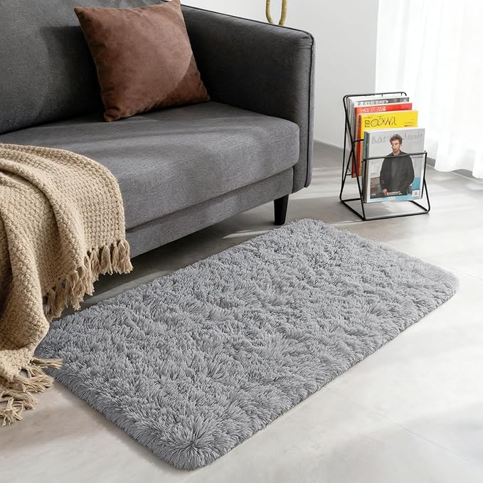 Merelax Fluffy Shaggy Small Area Rug, Grey 2x4 Runner Rugs for Bedside Christmas Home Decor, Mini Fuzzy Plush Throw Rug, Soft Non-Slip Entryway Gray Shag Catpet for Livingroom Holiday Aesthetic