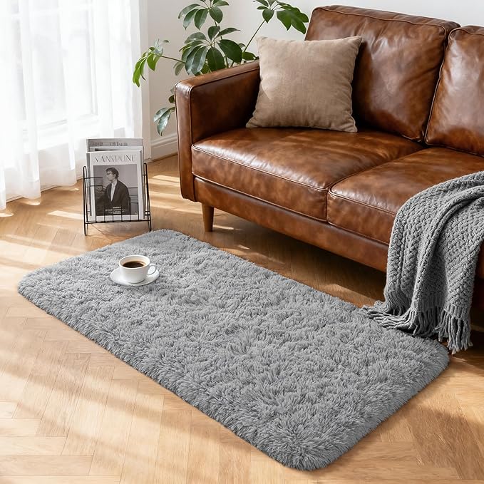Merelax Fluffy Shaggy Small Area Rug, Grey 2x4 Runner Rugs for Bedside Christmas Home Decor, Mini Fuzzy Plush Throw Rug, Soft Non-Slip Entryway Gray Shag Catpet for Livingroom Holiday Aesthetic